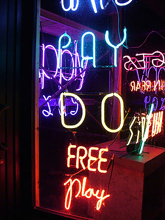 chiplis recent neon sculpture